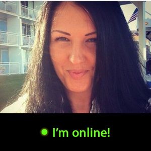 AlexandraBee
