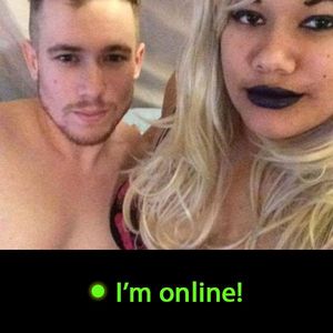 CurvyCarmelVixenandWhiteStud
