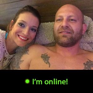 Hornycouple4090