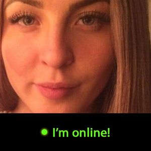 HotQueenGirlSex